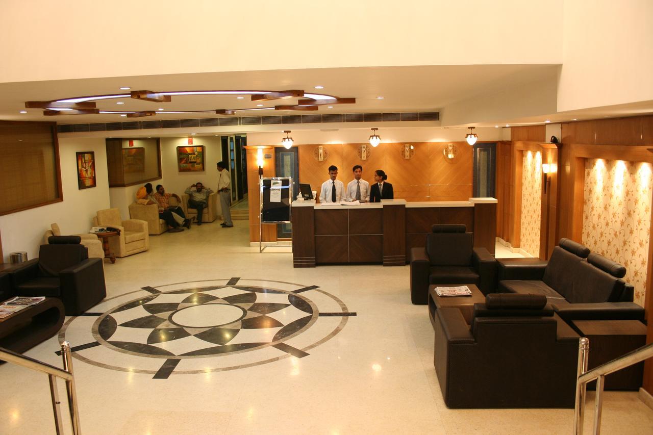 Elm Tree Amritsar Hotel Exterior photo